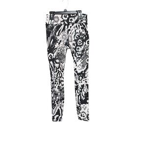 Nike Dri Fit size small Black/White/Gray Patterned Leggings